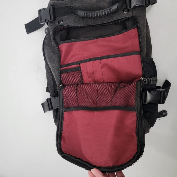 Sovrn Republic Convertible Duffle Backpack Drifter Rugged Weekender Travel Bag - Picture 15 of 16